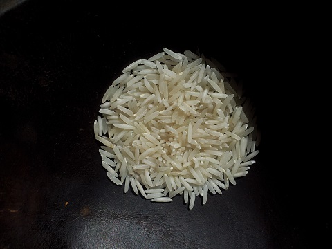 אורז לבן לא מבושל