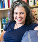 מיקה שביט מטפלת